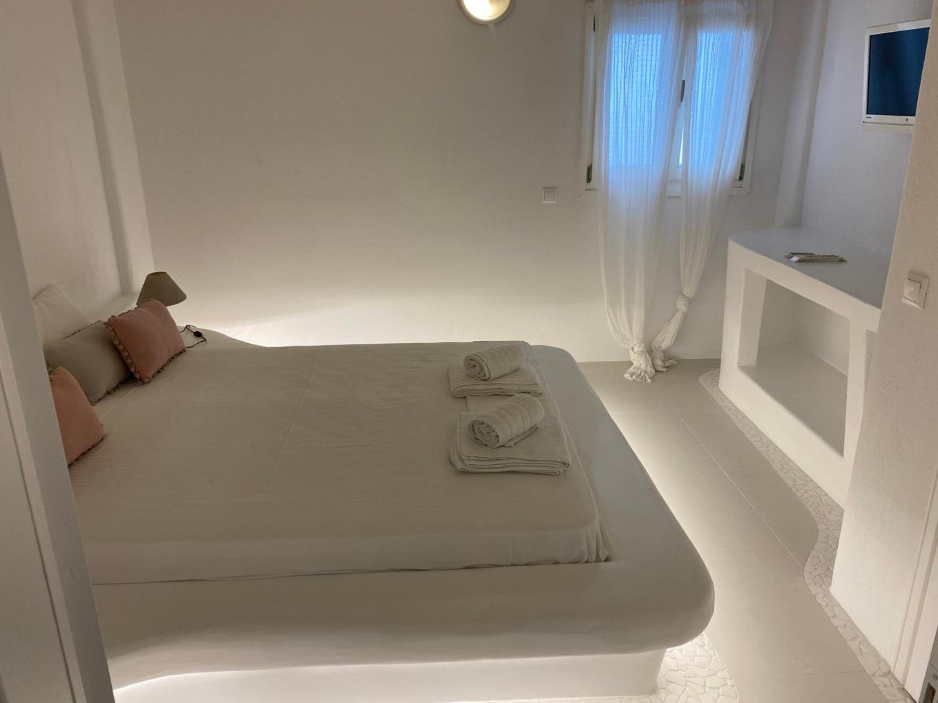 Апартаменты Rineia Complex By Live&Travel Mykonos Town Экстерьер фото